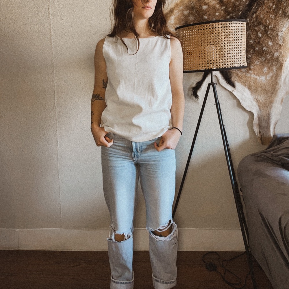 Chico’s Off White Sleeveless Shirt Blouse